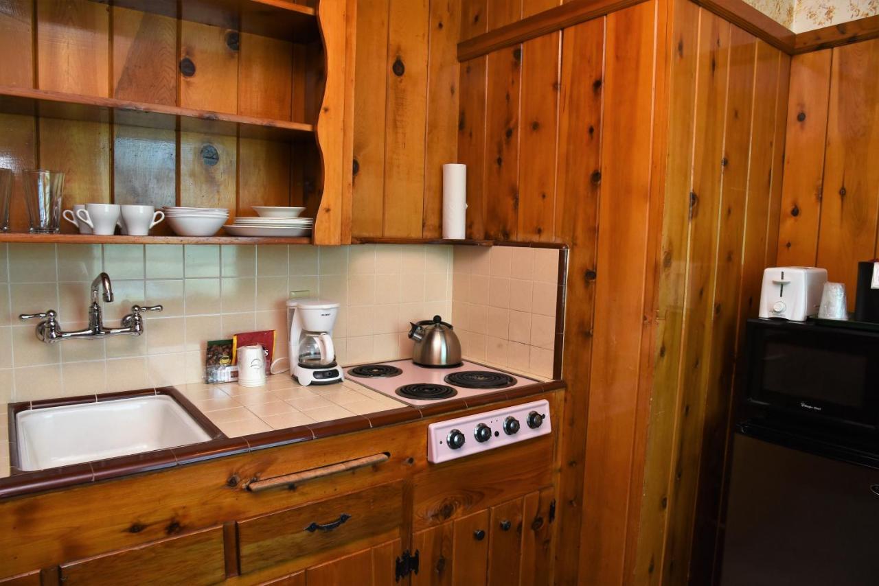 The Kern Lodge Kernville Ngoại thất bức ảnh