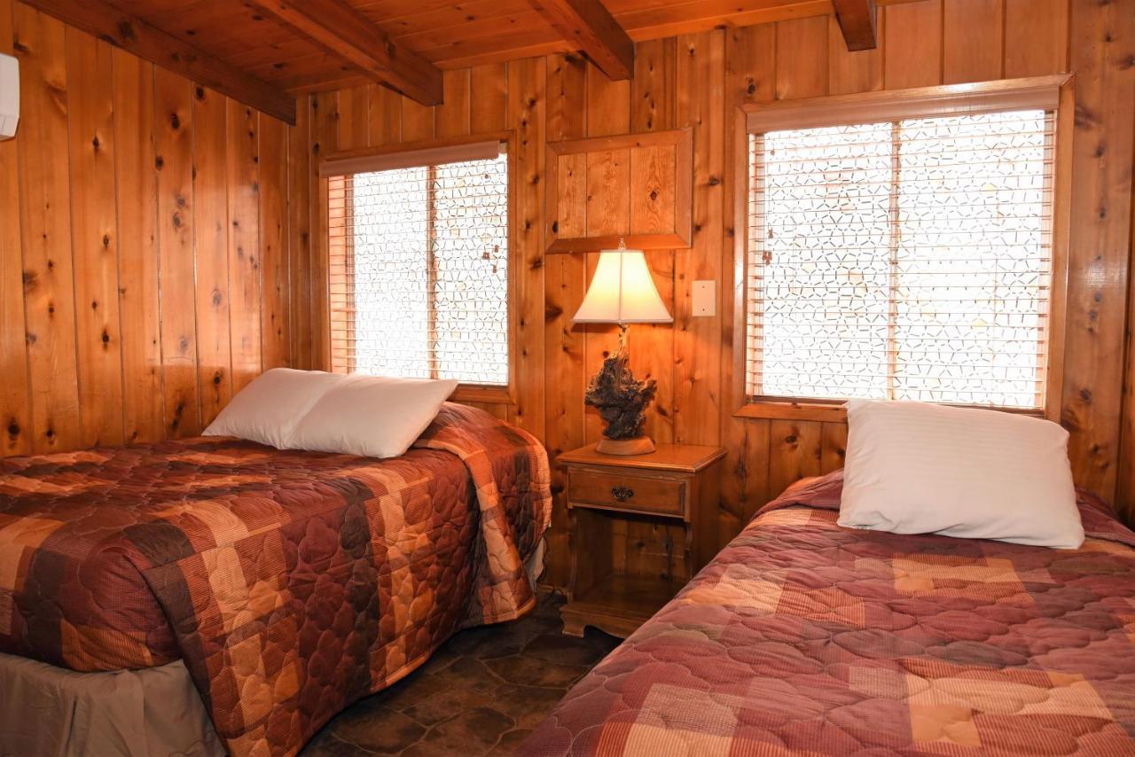 The Kern Lodge Kernville Ngoại thất bức ảnh