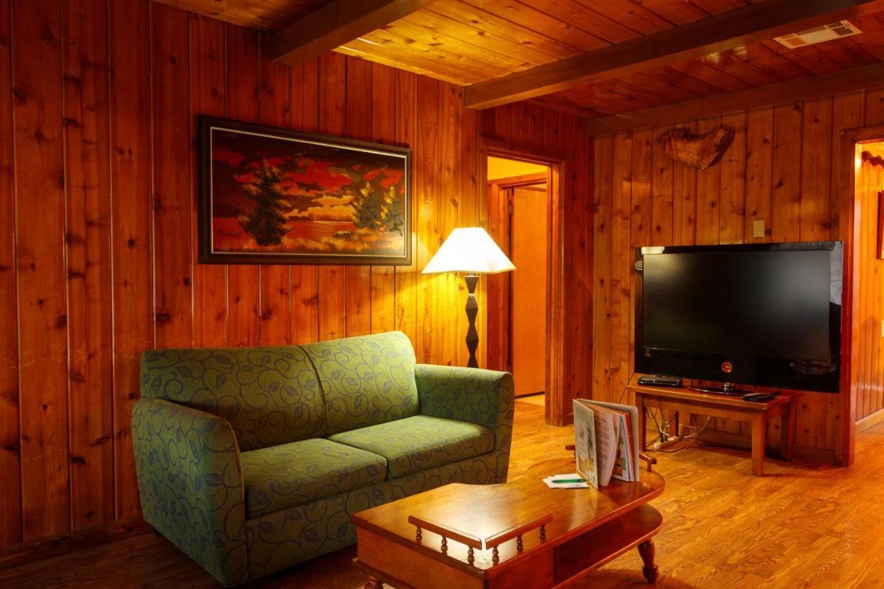 The Kern Lodge Kernville Ngoại thất bức ảnh