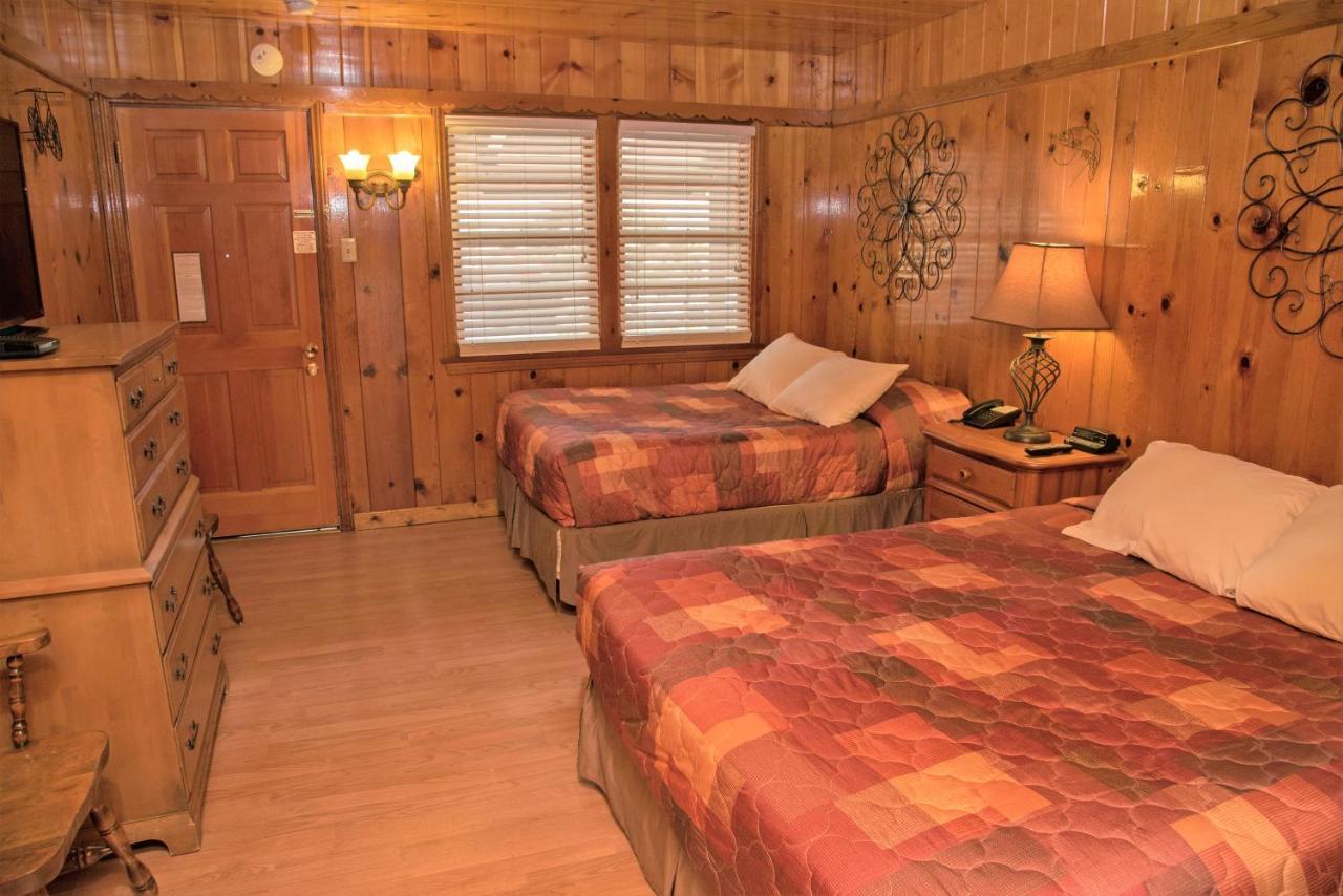 The Kern Lodge Kernville Ngoại thất bức ảnh