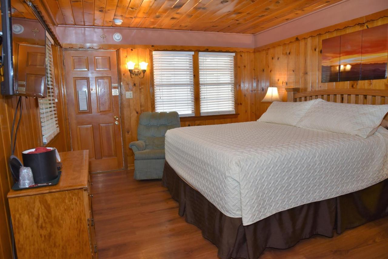 The Kern Lodge Kernville Ngoại thất bức ảnh