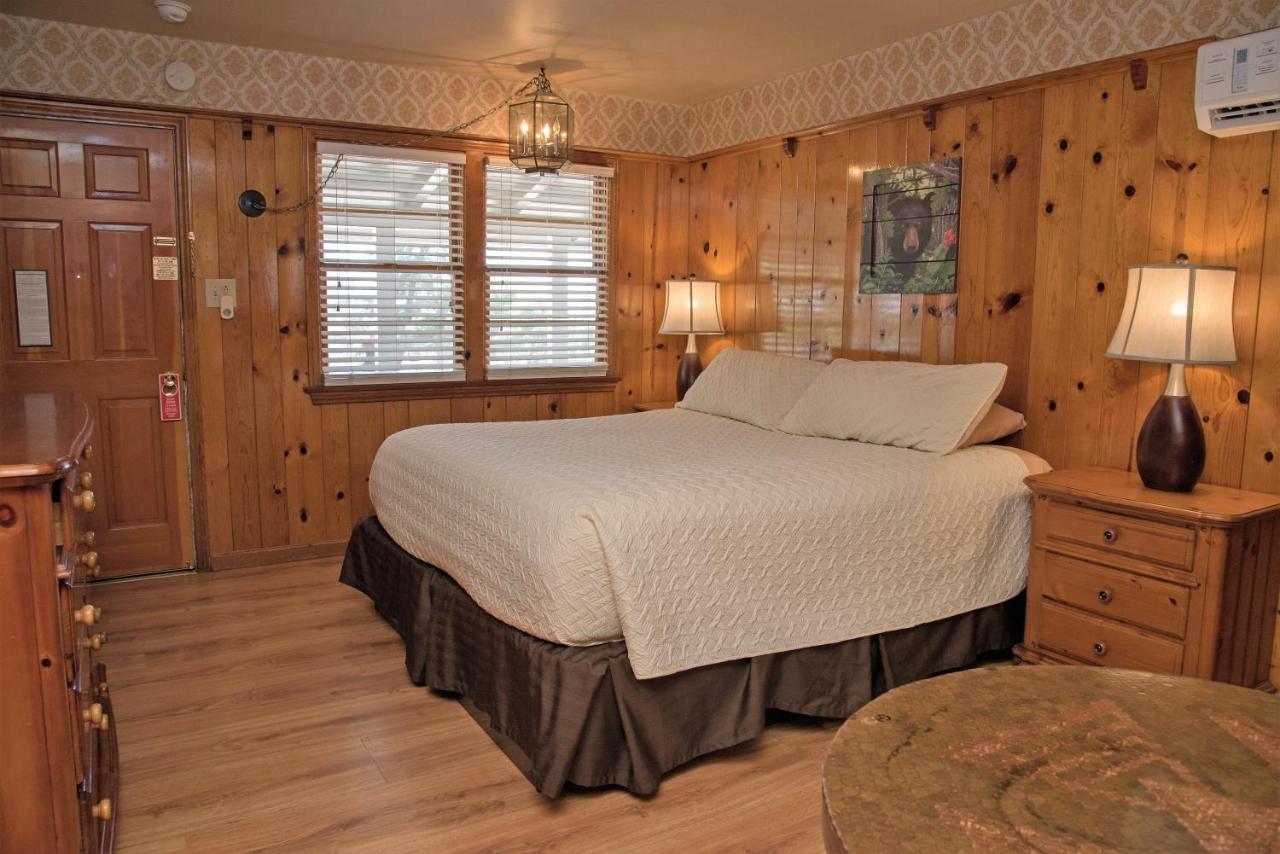 The Kern Lodge Kernville Ngoại thất bức ảnh
