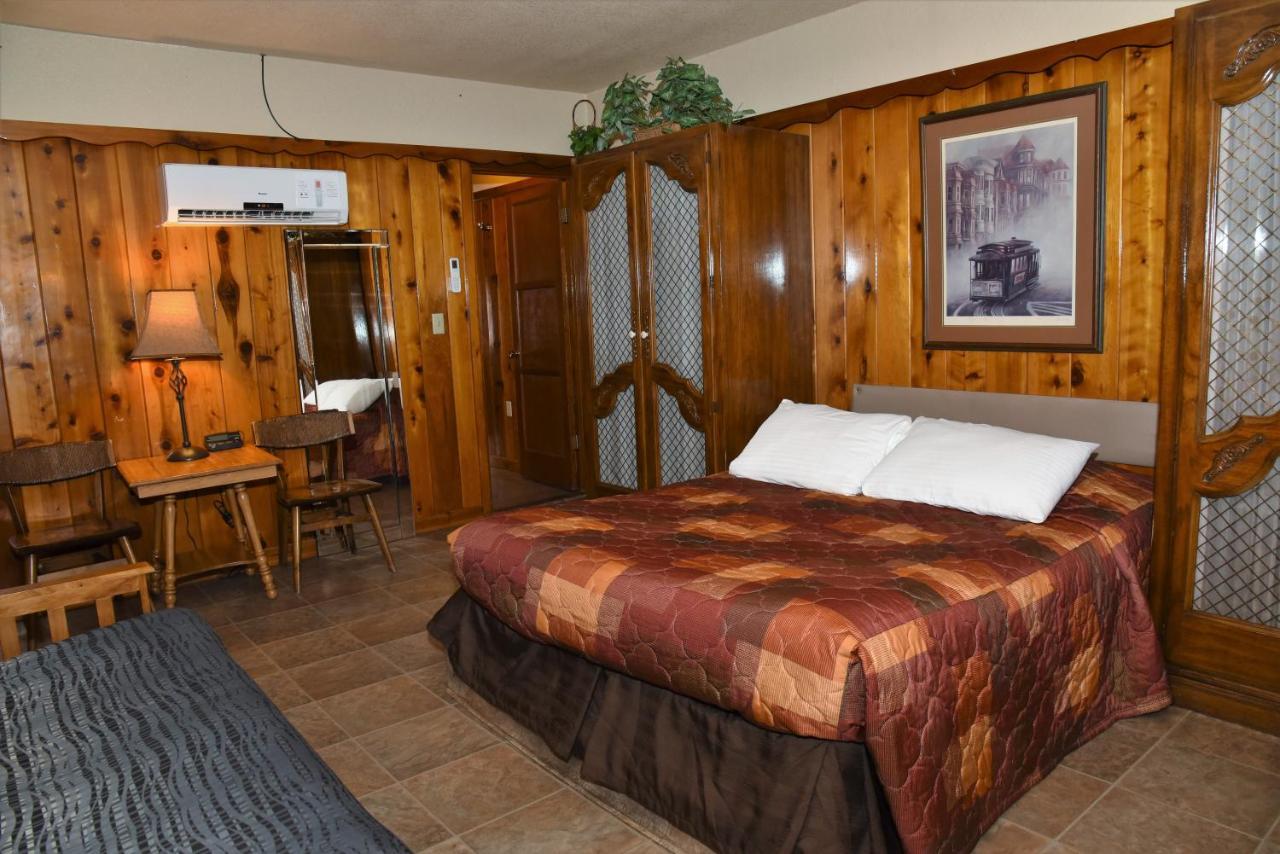 The Kern Lodge Kernville Ngoại thất bức ảnh