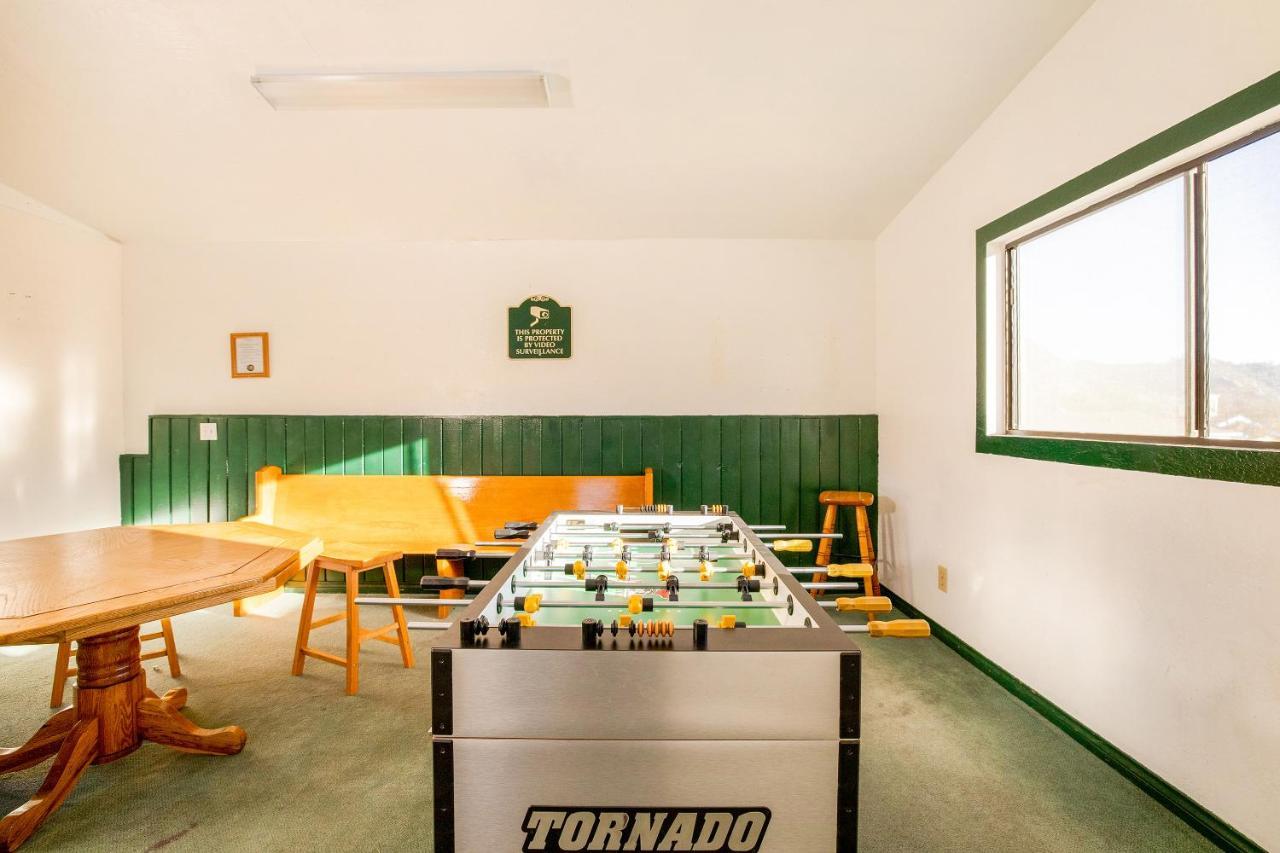 The Kern Lodge Kernville Ngoại thất bức ảnh