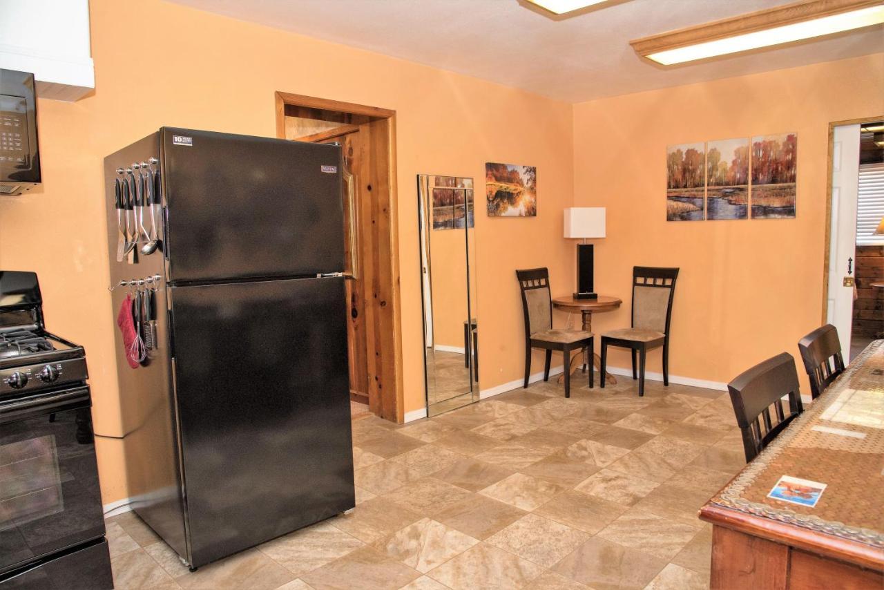 The Kern Lodge Kernville Ngoại thất bức ảnh